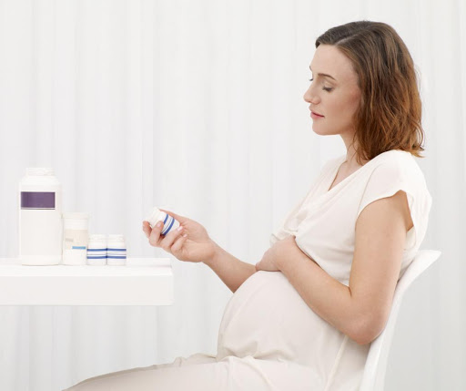 Khi bạn mang thai, cơ thể mẹ sẽ cung cấp cho thai nhi từ 50 - 330mg canxi mỗi ngày