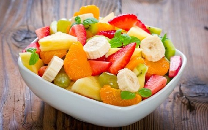 Những món ăn được chế biến từ các loại quả (bơ, cam, táo…)