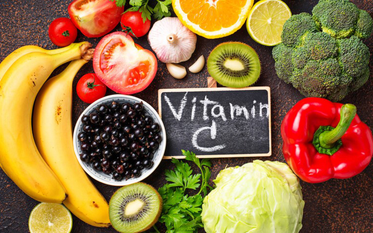 Bổ sung vitamin C giúp cơ thể hấp thụ sắt tốt hơn